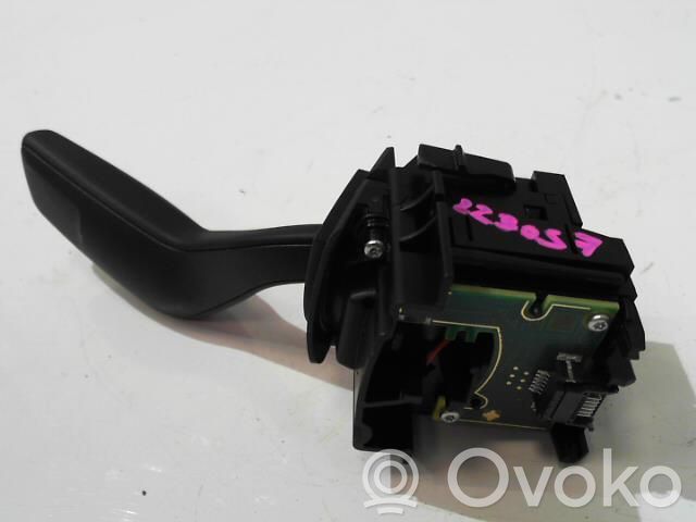 Indicator stalk   2559453