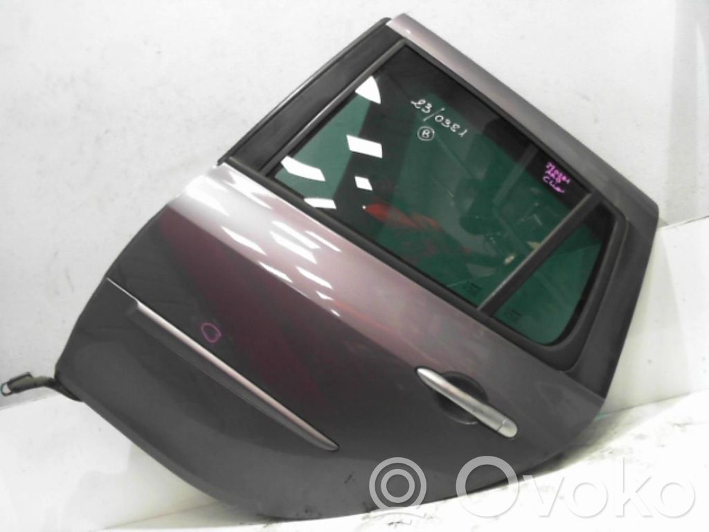 Renault Clio III Puerta trasera 
