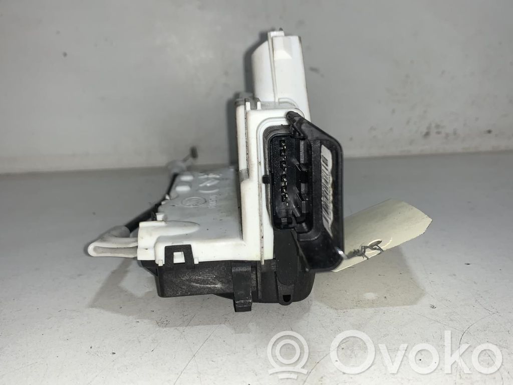 Citroen DS3 Front door lock 