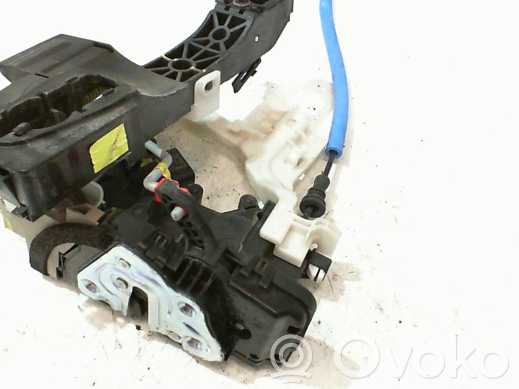 KIA Ceed Priekinė durų spyna 