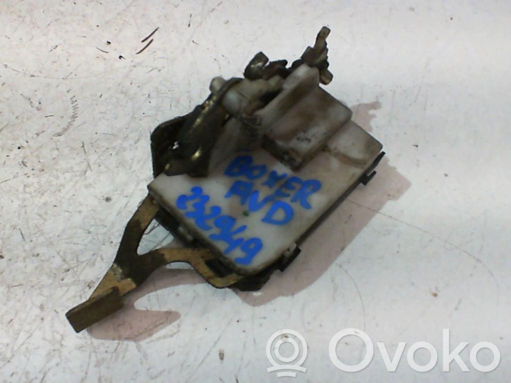 Peugeot Boxer Front door lock 