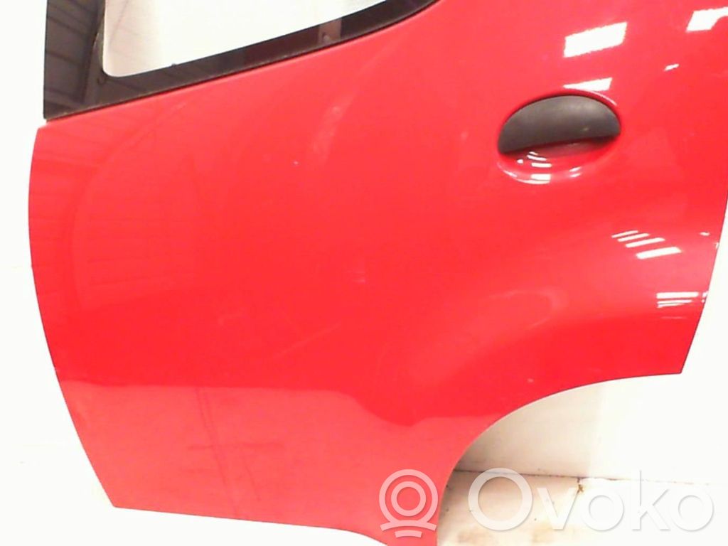 Peugeot 107 Galinės durys 