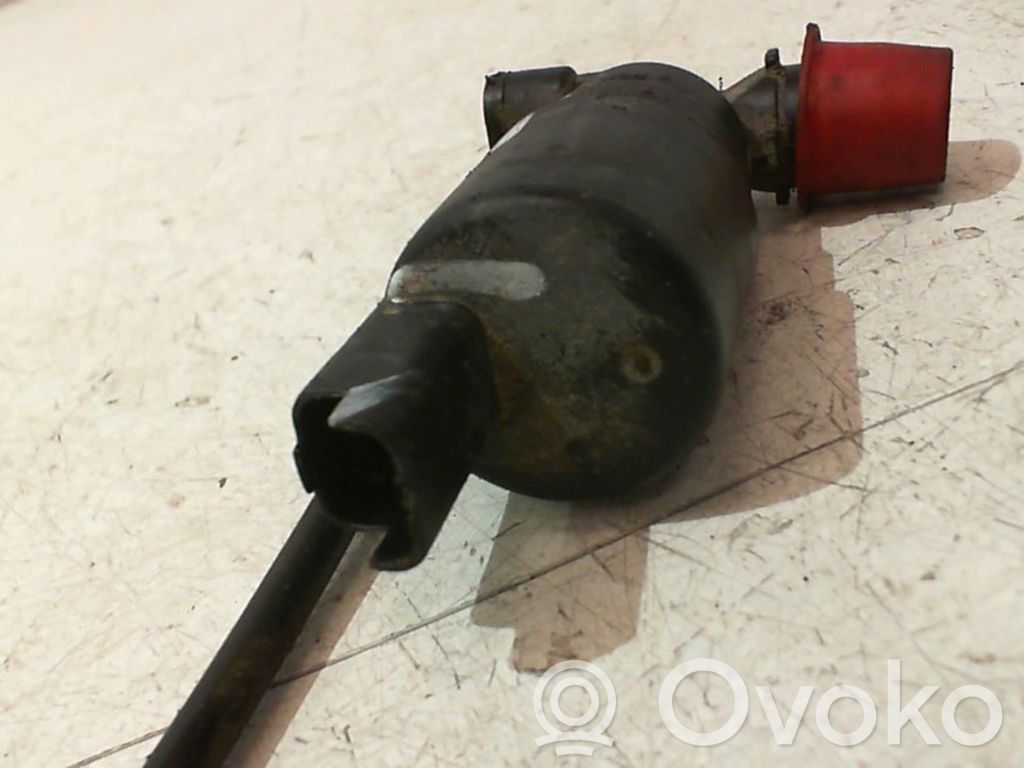Windscreen/windshield washer pump   643476