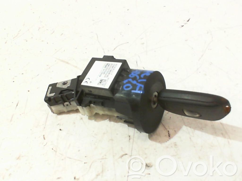 Dacia Sandero III Ignition lock 