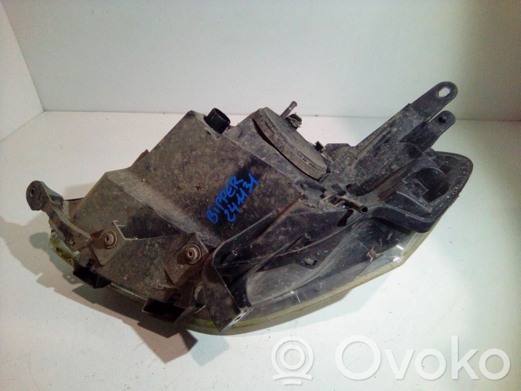 Peugeot Bipper Headlight/headlamp 