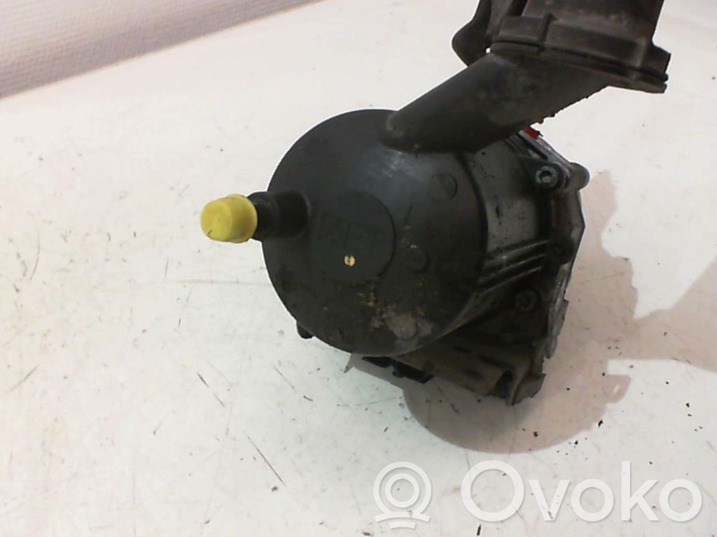 Citroen Berlingo Power steering pump 