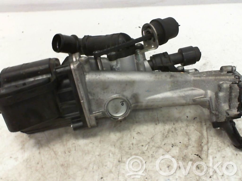 Opel Insignia A Termostatas/ termostato korpusas 