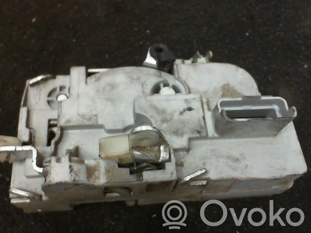 Front door lock   9136J4