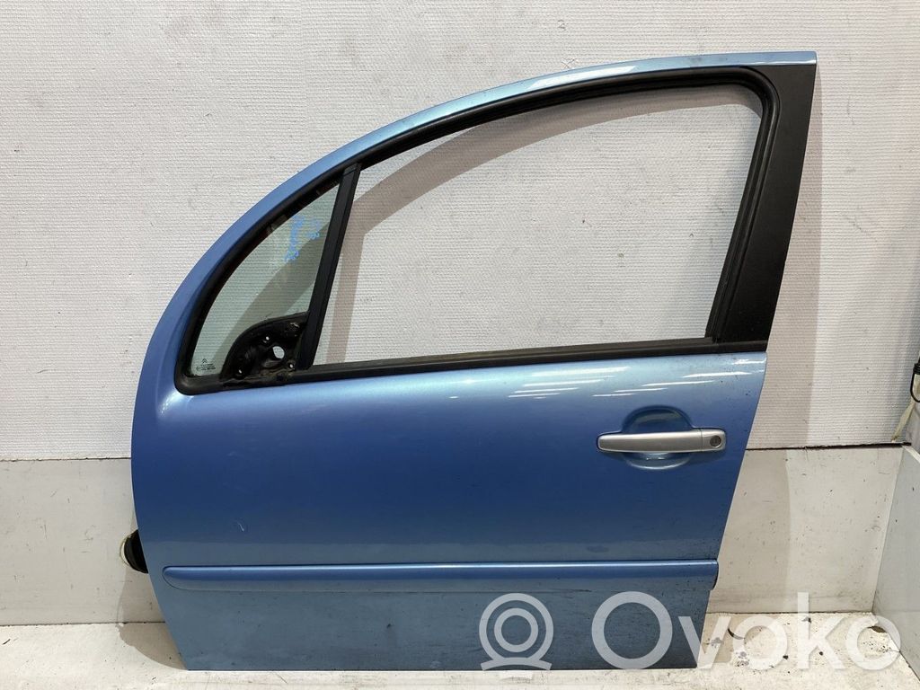 Durvis   9002Y4