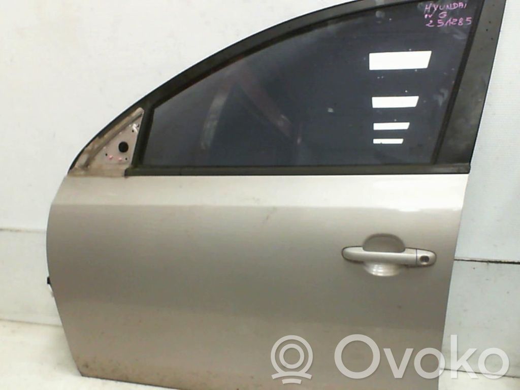 Hyundai i30 Drzwi przednie 
