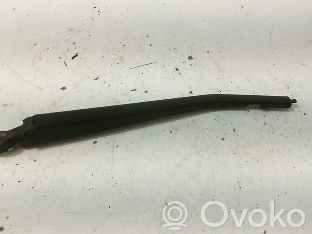 BMW 1 E81 E87 Rear wiper blade arm 