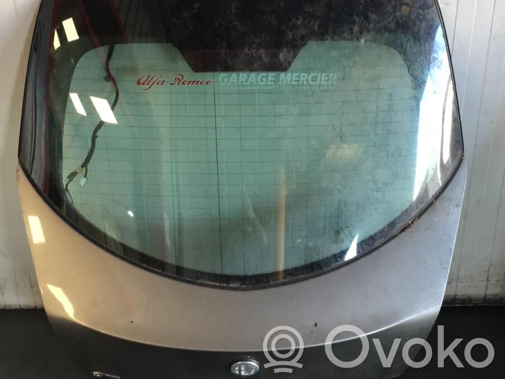 Alfa Romeo GT Tylna klapa bagażnika 