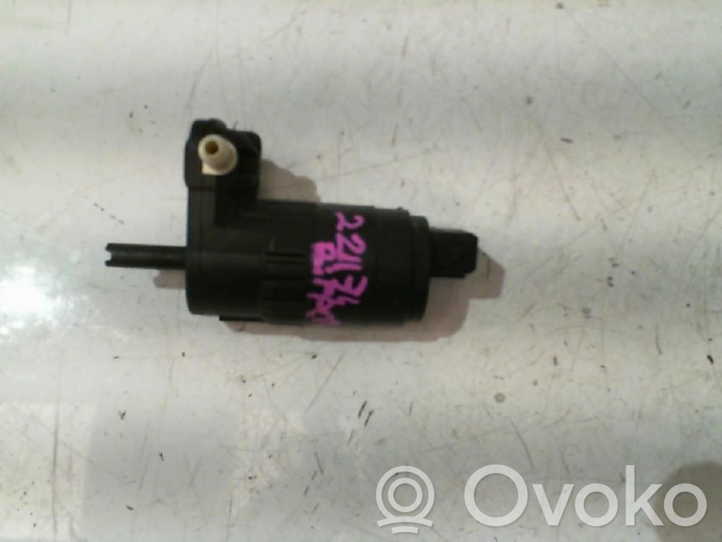 Peugeot Bipper Windscreen/windshield washer pump 