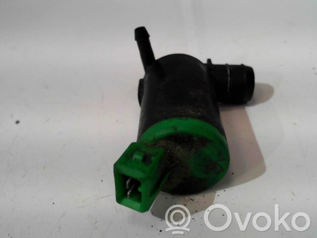 Peugeot 406 Windscreen/windshield washer pump 