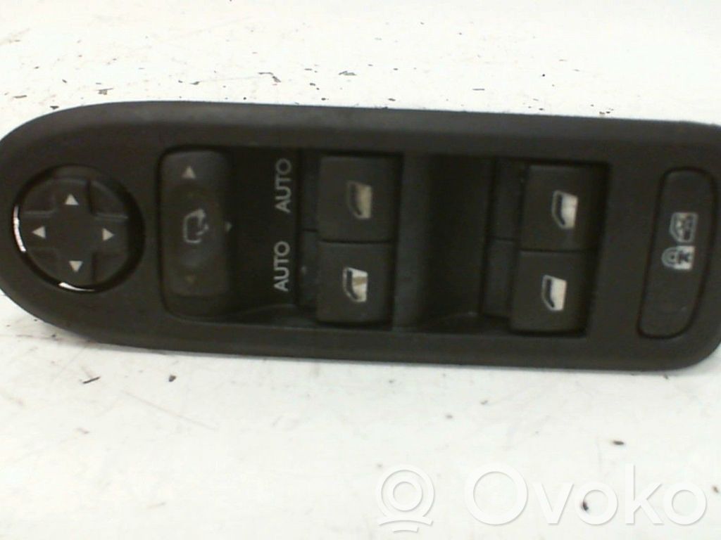 Citroen C3 Electric window control switch 