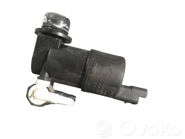Windscreen/windshield washer pump   8200194414,0000643475,0000643492,04408575,04410722,108270,11148700001,1298500100,150059210,150059310,15SKV013,1609930380,177359,190361,20126,2220032,246083002018,2749000QAC,286200851R,289200004R,28920BU010,32004,33266,4408575,4410722,54513Z,55126,6001549443,6001549444,643460,643470,643475,643492,643498,643770,65451053,7500126,7700428336,7700428386,7700428390,7700430078,7700436687,8200030639,8200194414,88211,88214,90047,91160063,93160293,954600,9641553980,9643447980,9722,LG260,SP033,TSP003