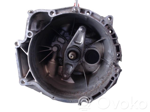 Mechaninė 6 pavarų dėžė   ZFHES