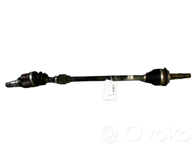 Toyota Yaris Półoś przednia 