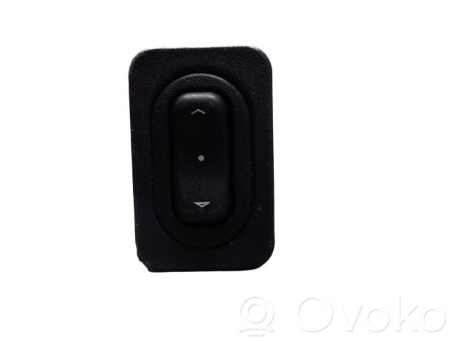 Electric window control switch   24411032,24405207,24411032