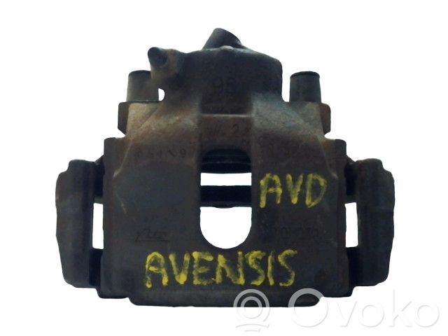 Toyota Avensis T220 Priekinis suportas 