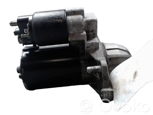 Motor de arranque   12417570487,0001106019,101254,104726,113286,12411489994,12411517327,12417570487,1489994,148999402B,3031,4718840,4899D,60101670,7570487,AES2234,CST10167AS,NAD101470,NAD101471,PRSW425,STRW425