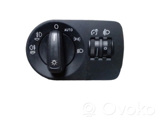 Light switch   8P0919094B,8P0919094B