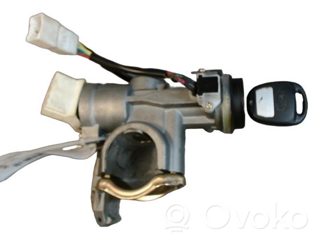 KIA Carens I Ignition lock 
