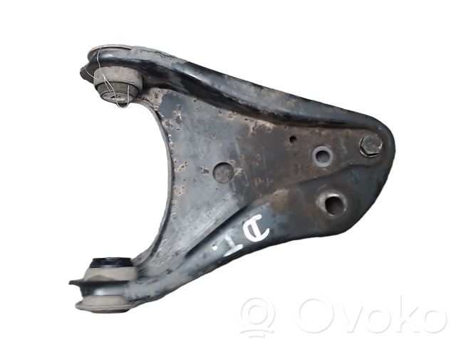 Renault Twingo II Braccio di controllo sospensione anteriore inferiore/braccio oscillante 