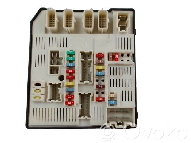 Renault Laguna III Fuse box set 