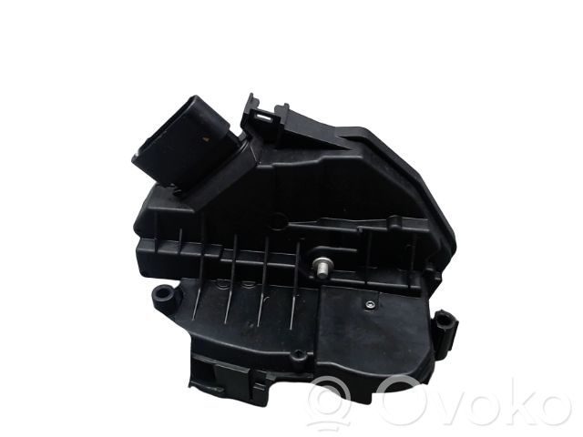 Etuoven lukko   2070970,2070970,921755107,BM5AA21813AH