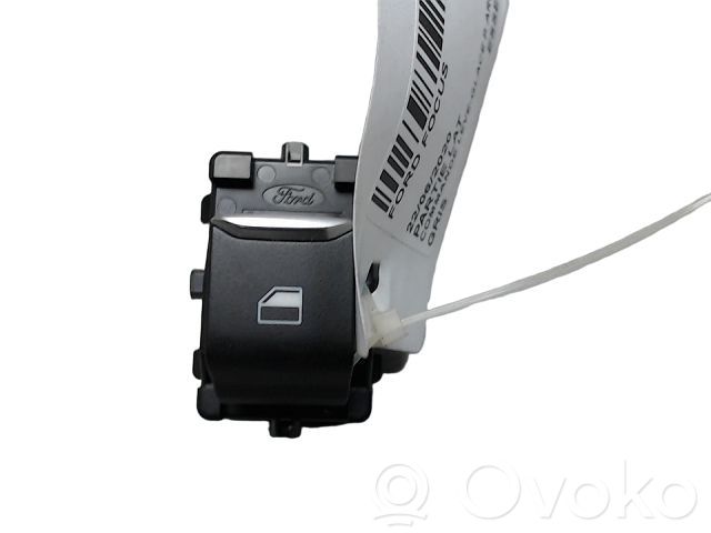 Ford Focus Electric window control switch 