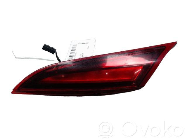 Opel Insignia A Galinis žibintas dangtyje 