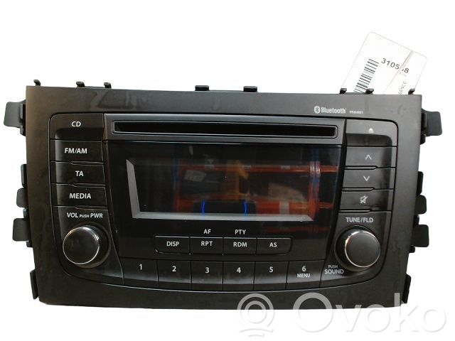 Suzuki Celerio Panel / Radioodtwarzacz CD/DVD/GPS 