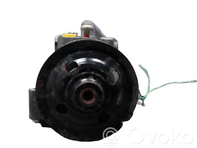 Jaguar S-Type Power steering pump 