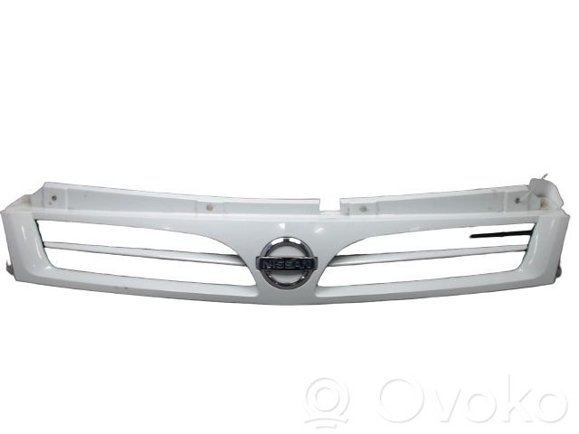 Nissan Interstar Front bumper upper radiator grill 