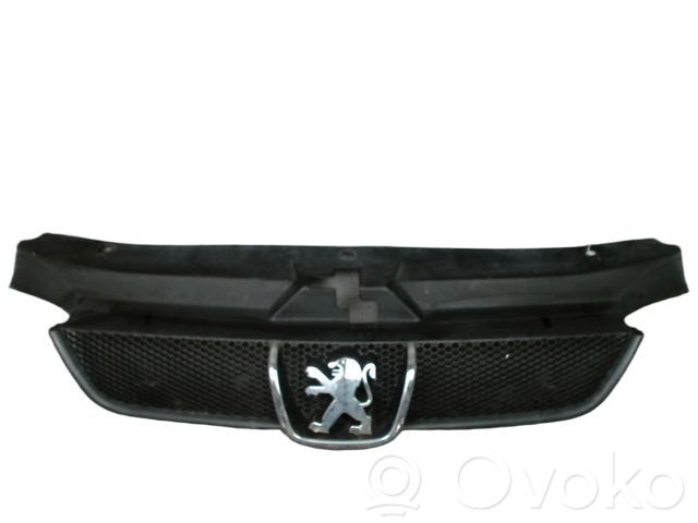 Peugeot 406 Grilă radiator față 