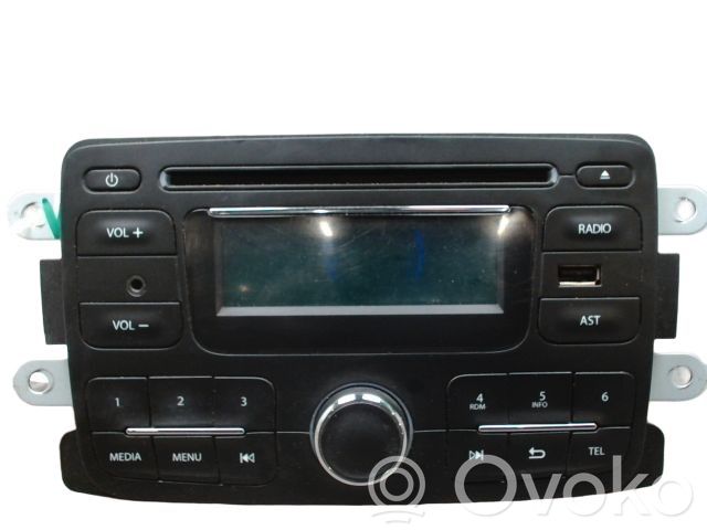 Dacia Logan VAN Unitate principală radio/CD/DVD/GPS 
