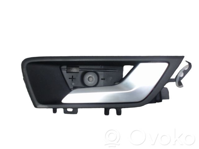 Ford Focus Front door interior handle 