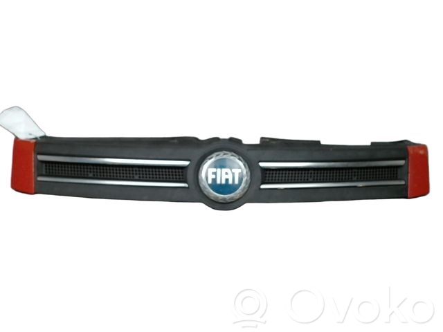 Fiat Panda II Front bumper upper radiator grill 