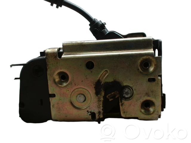 Citroen C3 Zamek drzwi tylnych 