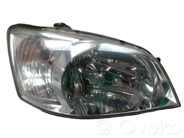 Scheinwerfer   921201C010,1C02,200416001,6805081,8251961,921101C010,921201C010,HN3304803,HN3304804