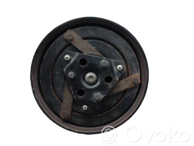 Renault Scenic II -  Grand scenic II Air conditioning (A/C) compressor (pump) 