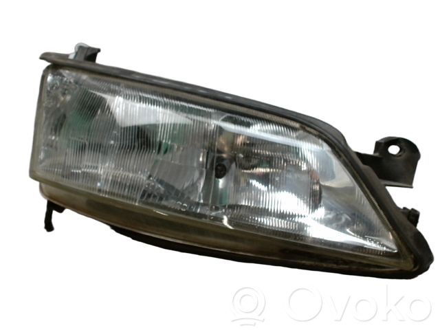Opel Vectra B Faro/fanale 