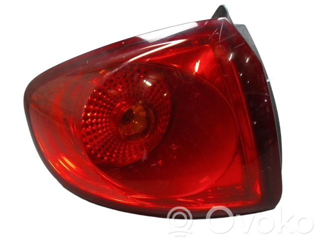 Seat Altea Aizmugurējais lukturis virsbūvē 