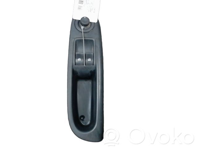 Renault Clio II Electric window control switch 