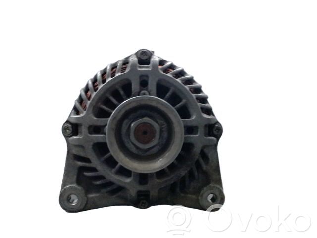 Nissan Juke I F15 Generator/alternator 