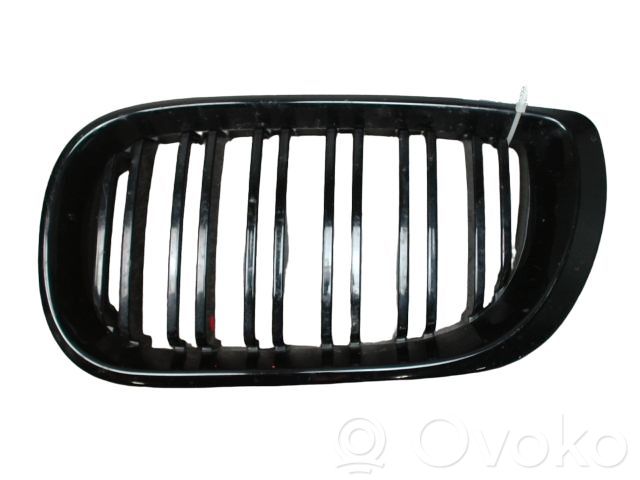 BMW 3 E46 Rejilla superior del radiador del parachoques delantero 