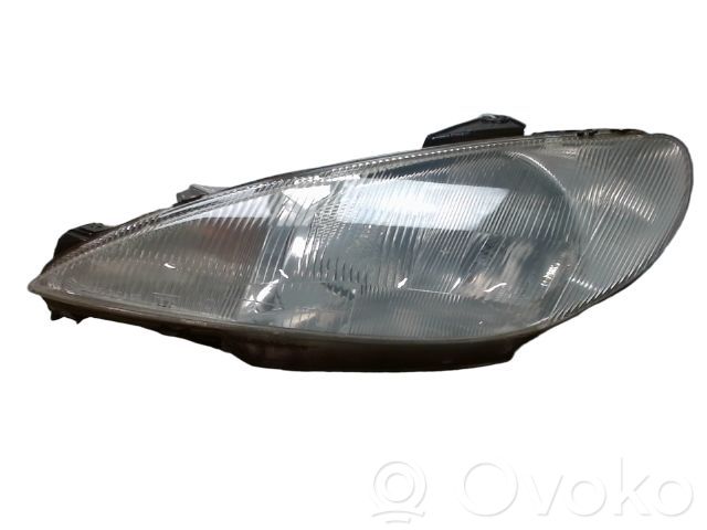 Peugeot 206 Lampa przednia 