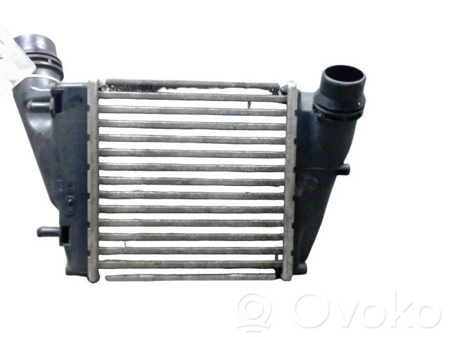 Renault Twingo II Chłodnica powietrza doładowującego / Intercooler 