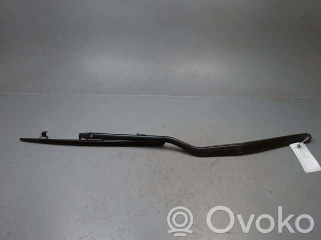 Peugeot 607 Braccio della spazzola tergicristallo anteriore 
